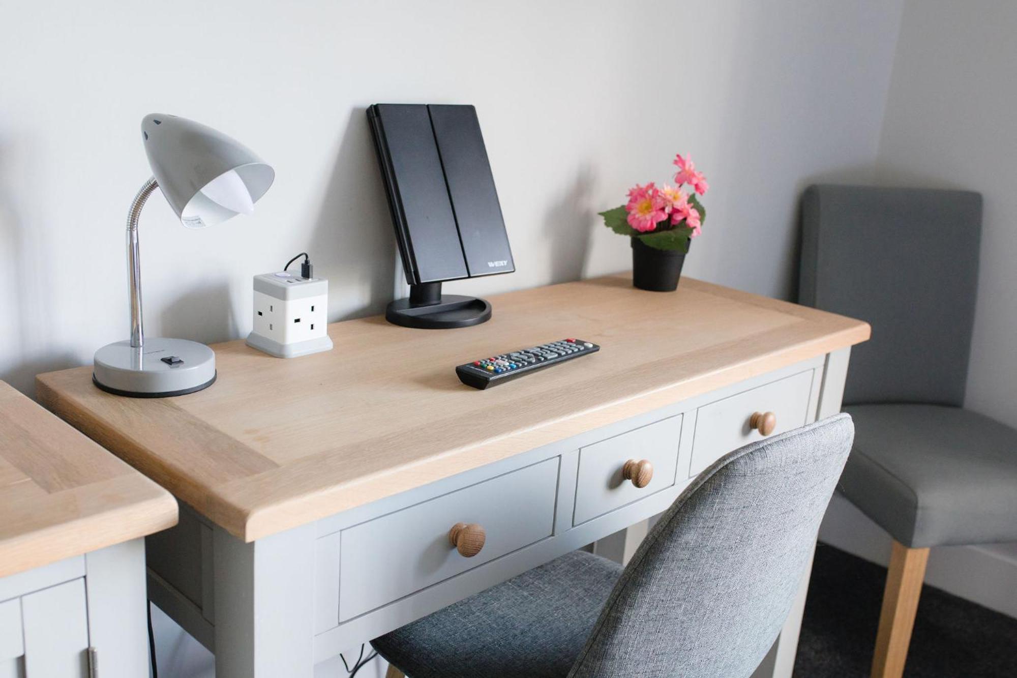 The Kings Arms Hotel Coggeshall Room photo
